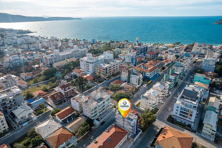 Residencial Edite no centro de Bombinhas