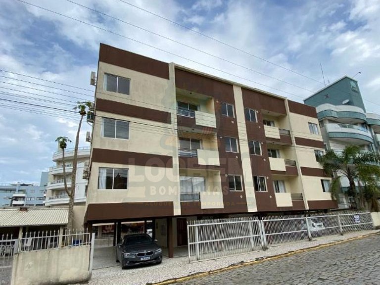 Residencial Zarling a 50m da Avenida de Bombinhas