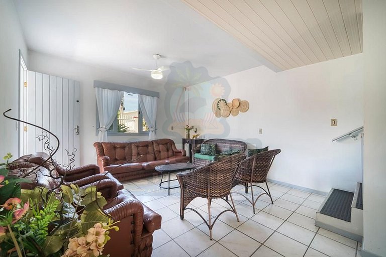 Casa com 5 quartos na praia de Zimbros