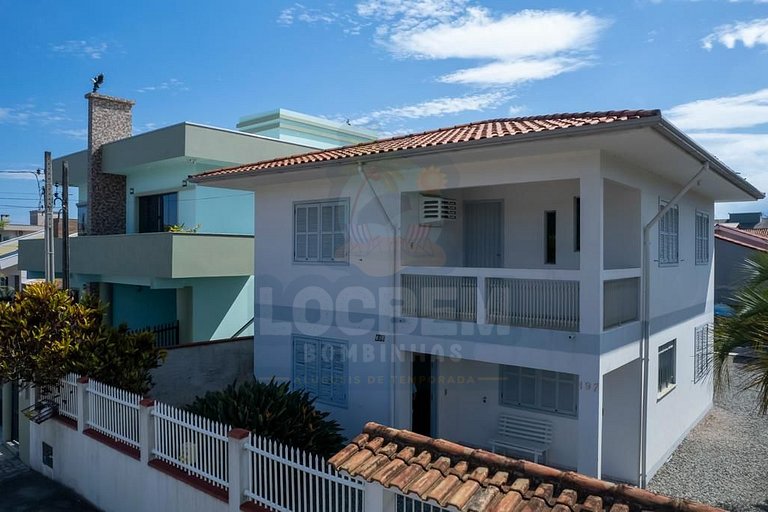 Casa com 5 quartos na praia de Zimbros