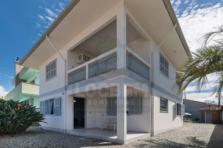 Casa com 5 quartos na praia de Zimbros