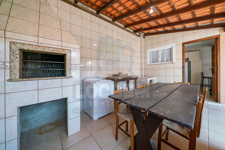 Casa no Centro de Bombinhas