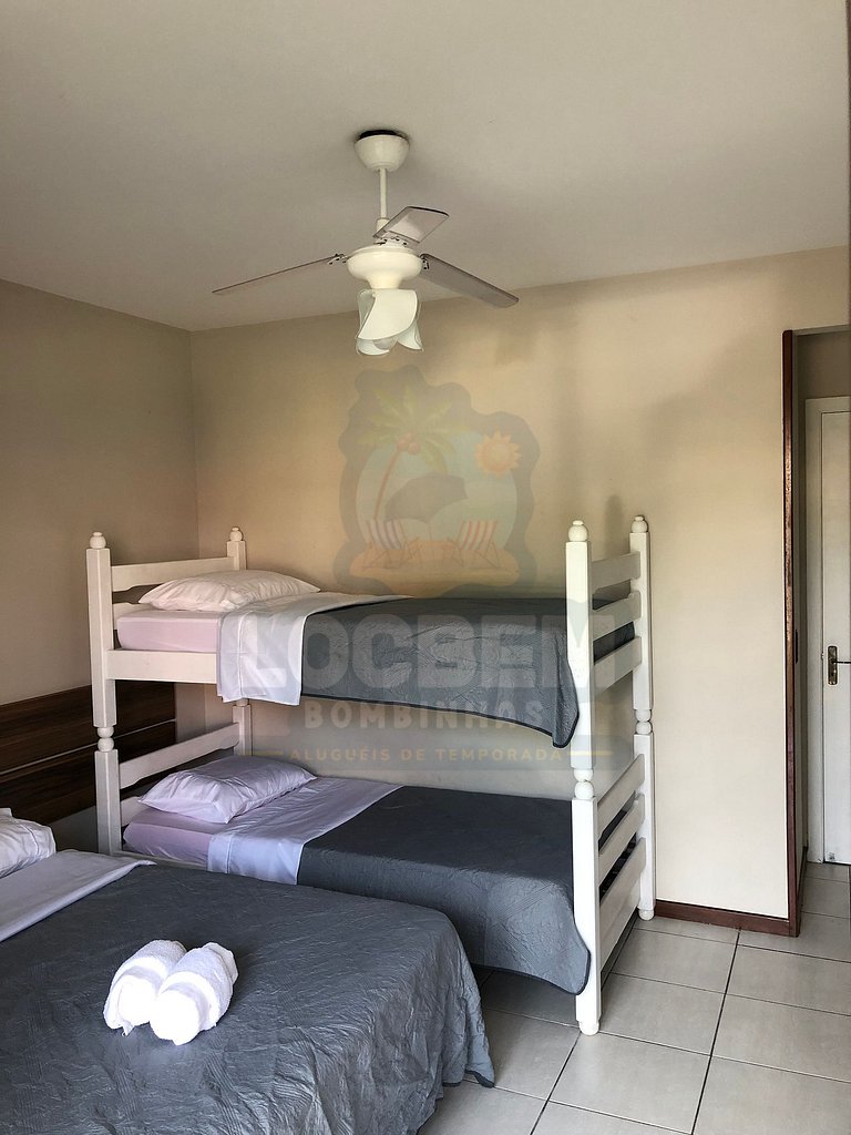Apto 2 dorm. em Quatro Ilhas