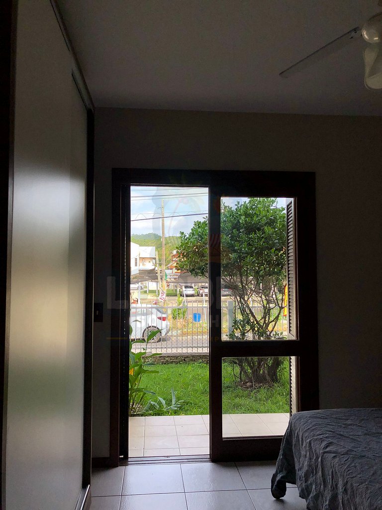 Apto 2 dorm. em Quatro Ilhas