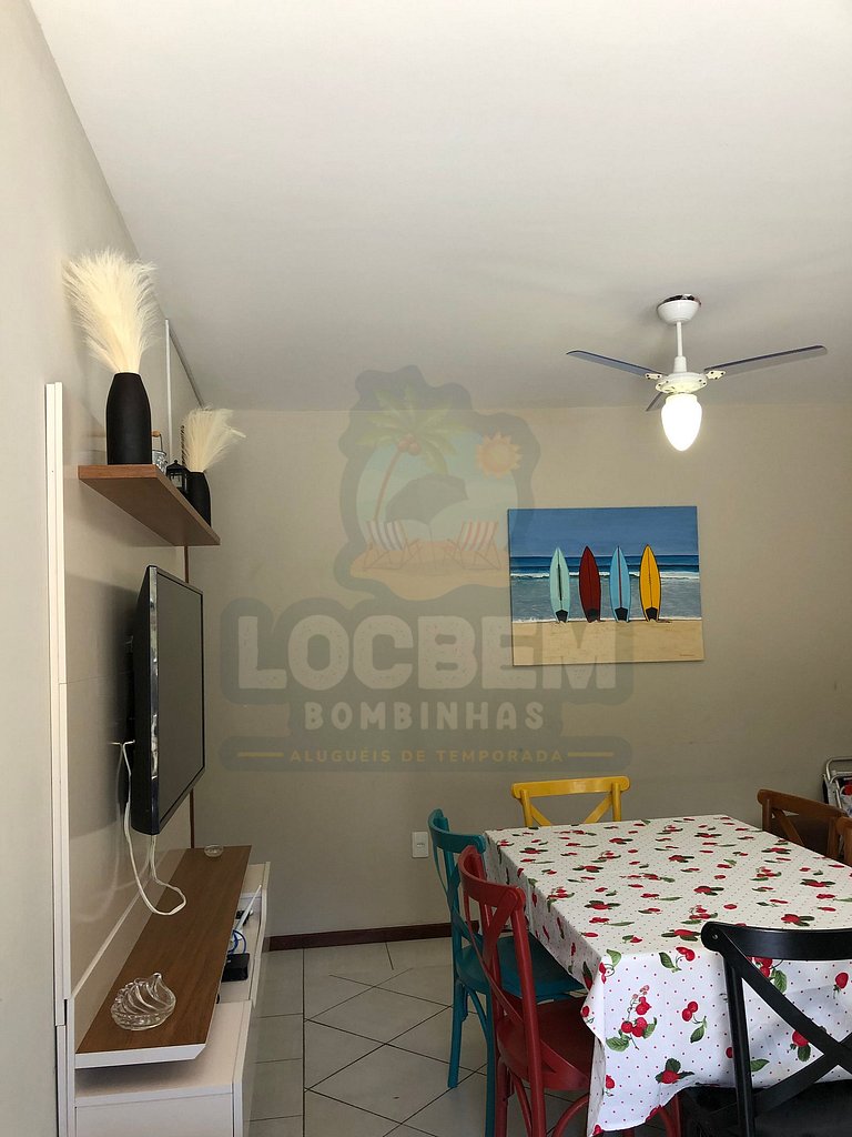 Apto 2 dorm. em Quatro Ilhas