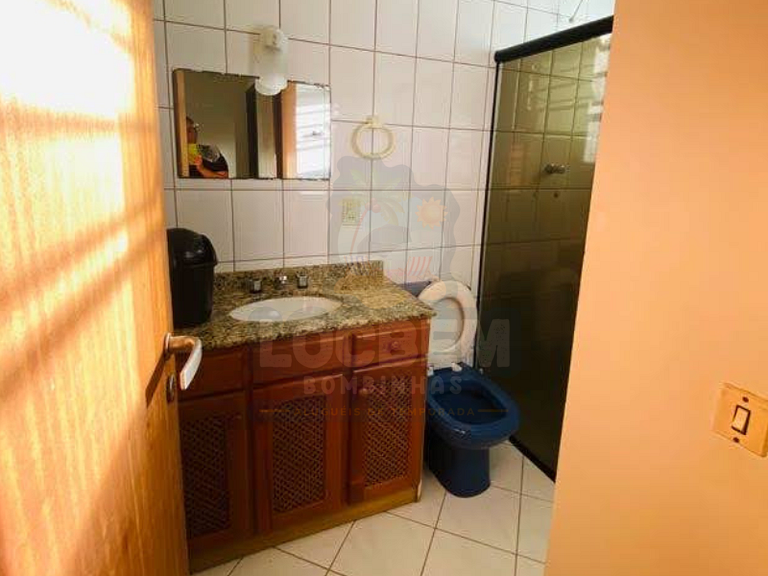 Apartamento a 200m da praia de Mariscal