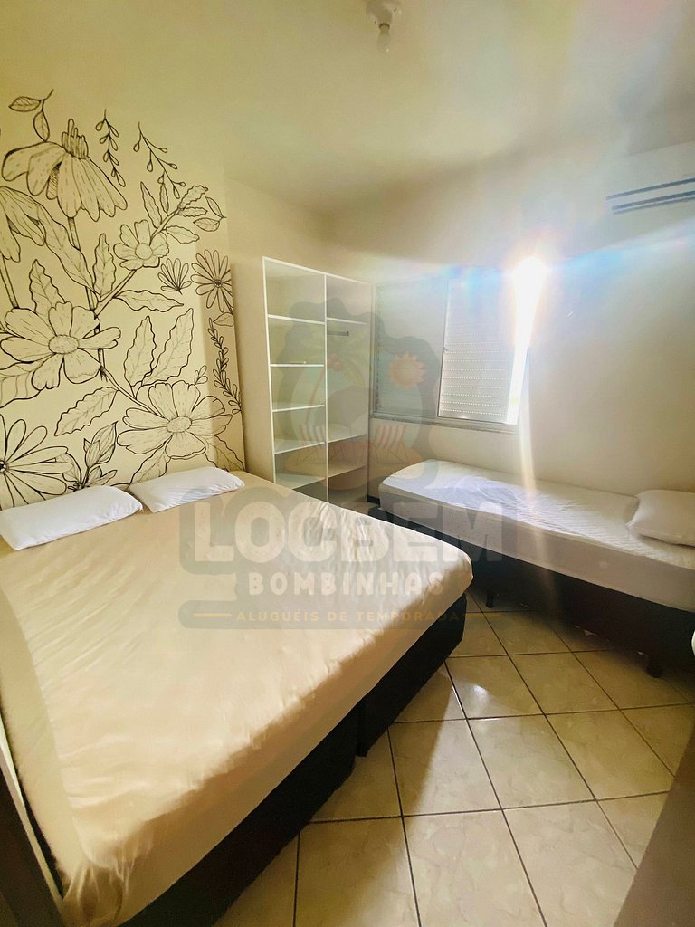 Apartamento a 200m da praia de Mariscal