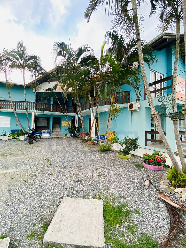 Apartamento a 200m da praia de Mariscal