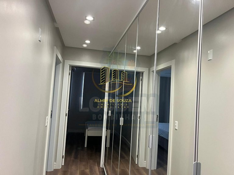 Conforto e vista incrível: Casa pé na areia