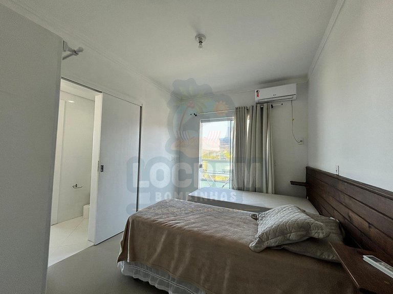 Apartamento Praia de 4 Ilhas (201) - 3 quartos com vista par