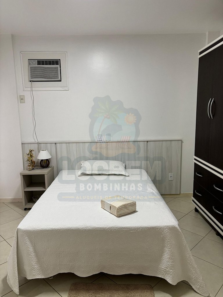 Apartamento na praia de 4 Ilhas - 3 quartos