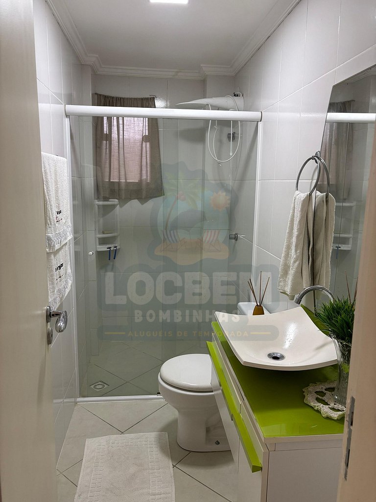 Apartamento na praia de 4 Ilhas - 3 quartos