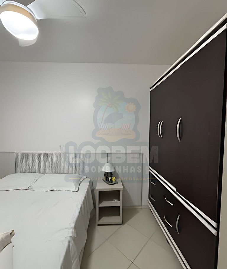 Apartamento na praia de 4 Ilhas - 3 quartos