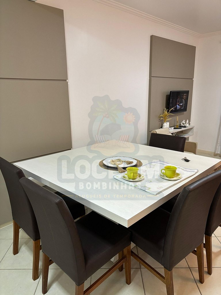 Apartamento na praia de 4 Ilhas - 3 quartos