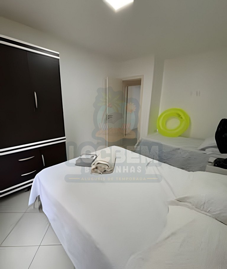 Apartamento na praia de 4 Ilhas - 3 quartos
