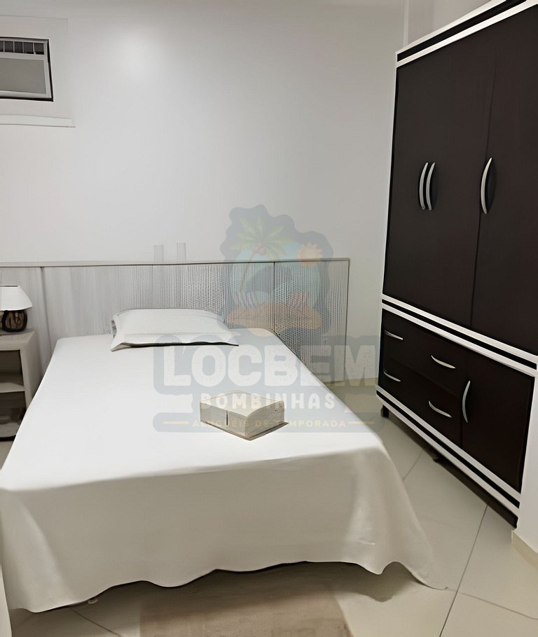 Apartamento na praia de 4 Ilhas - 3 quartos