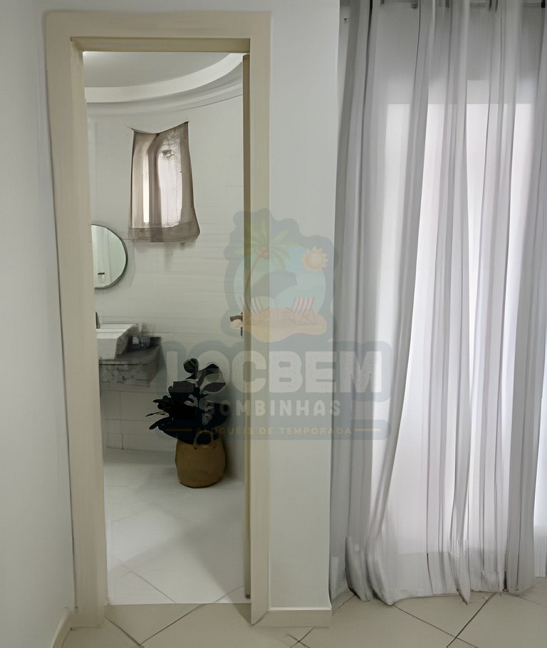 Apartamento na praia de 4 Ilhas - 3 quartos