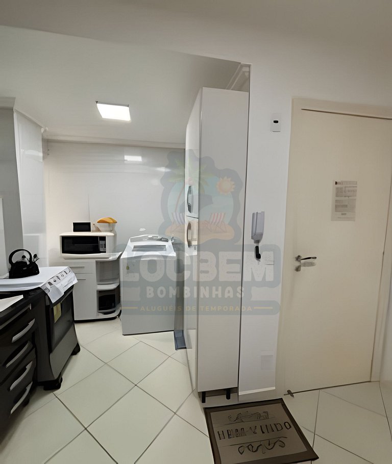 Apartamento na praia de 4 Ilhas - 3 quartos