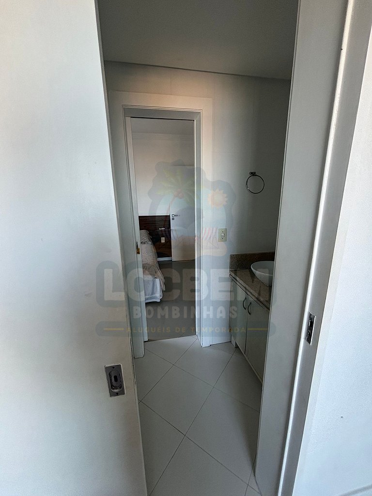 Apartamento Praia de 4 Ilhas (201) - 3 quartos com vista par