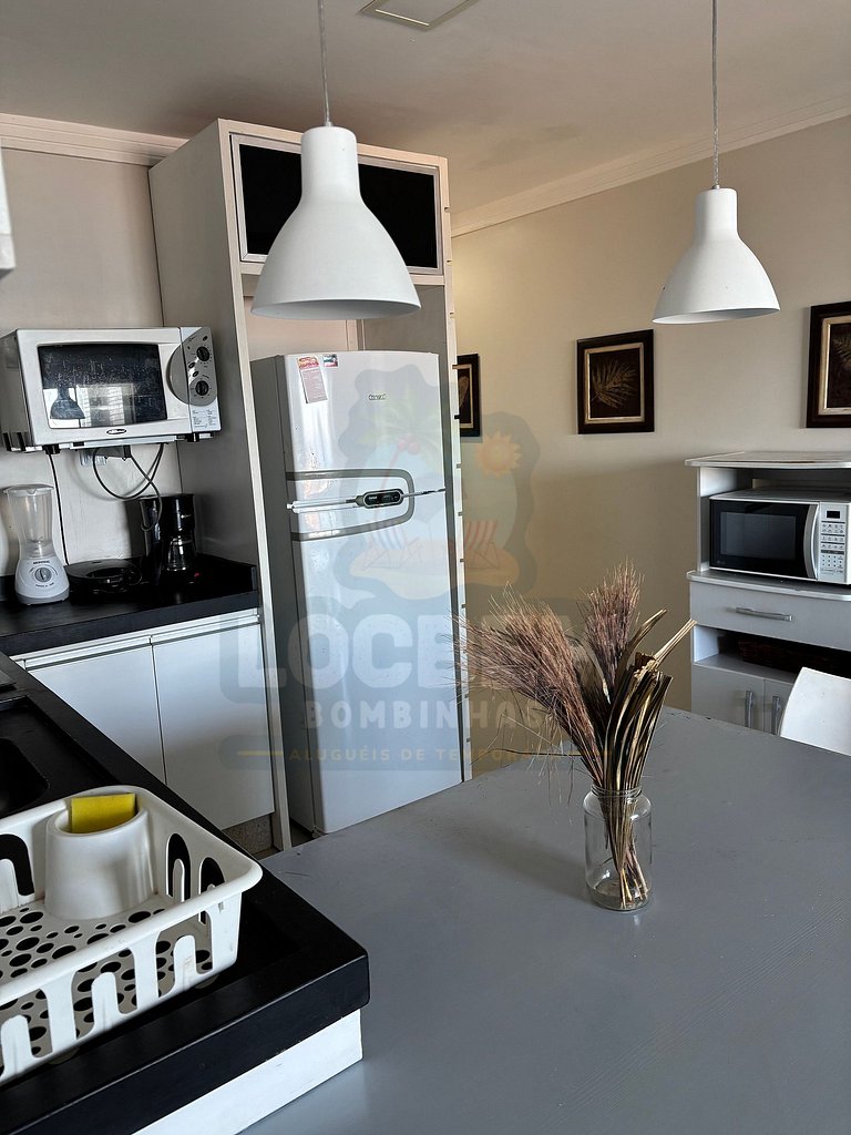 Apartamento Praia de 4 Ilhas (201) - 3 quartos com vista par