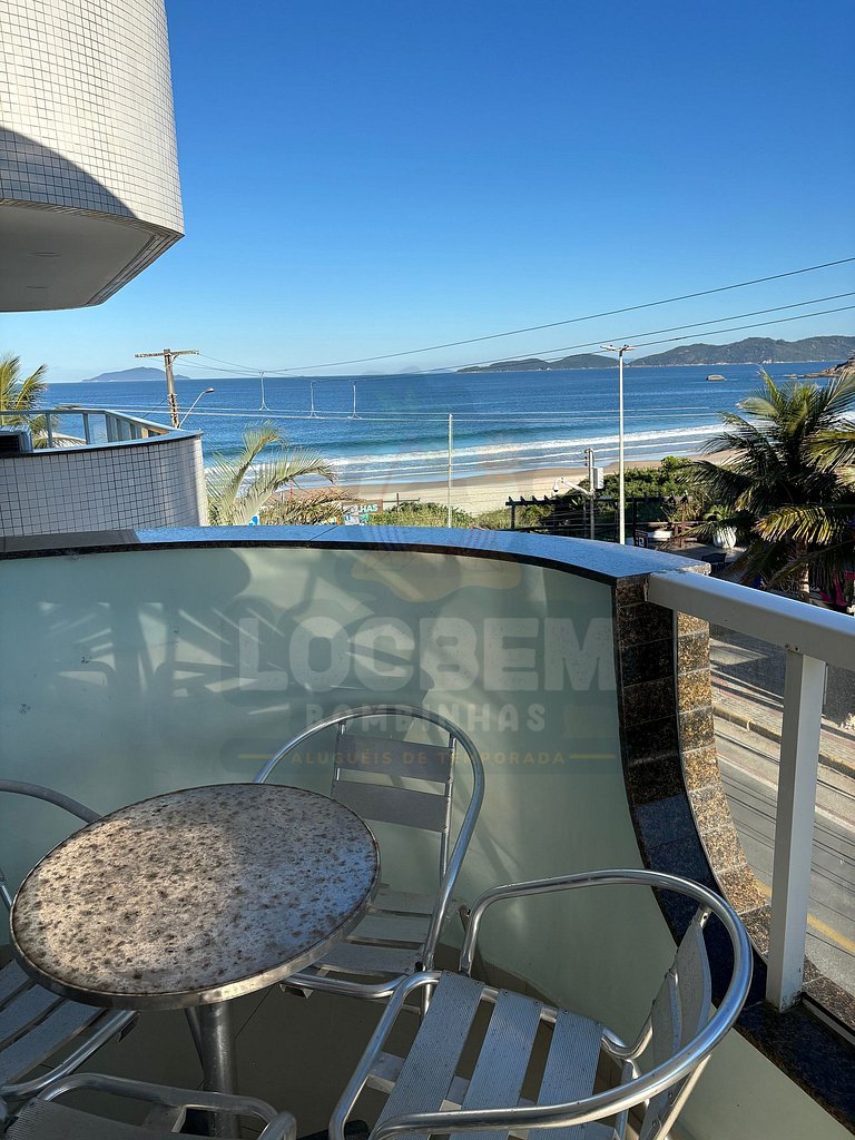 Apto em 4 ilhas com vista mar