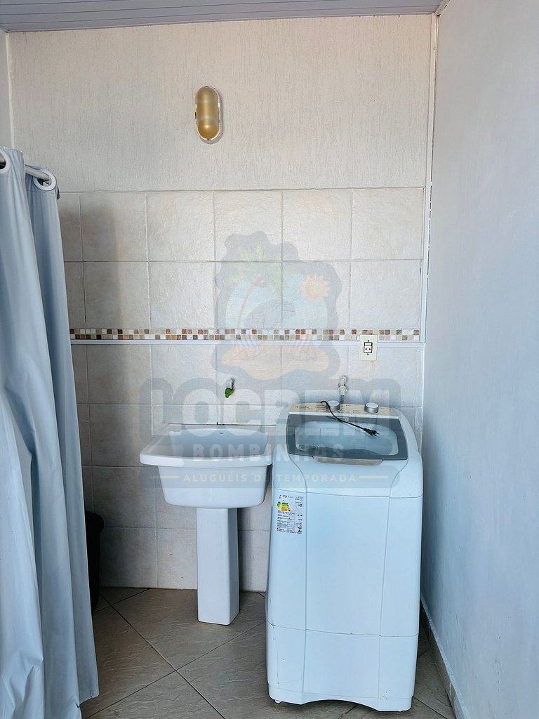 Apto em 4 ilhas com vista para o Mar (301)