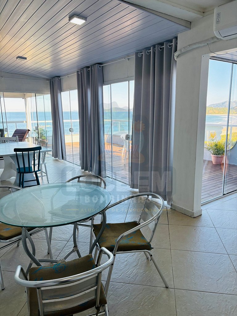 Apto em 4 ilhas com vista para o Mar (301)