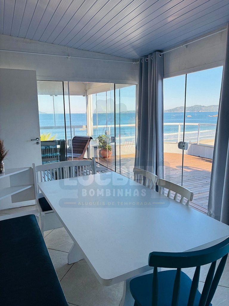 Apto em 4 ilhas com vista para o Mar (301)