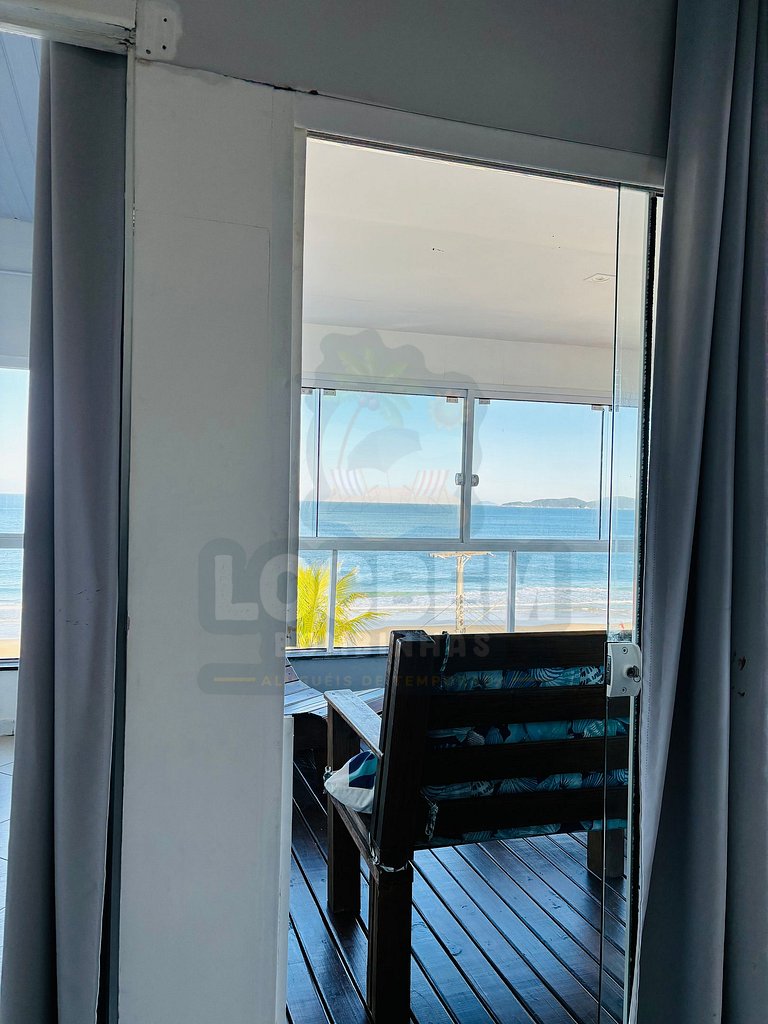 Apto em 4 ilhas com vista para o Mar (301)
