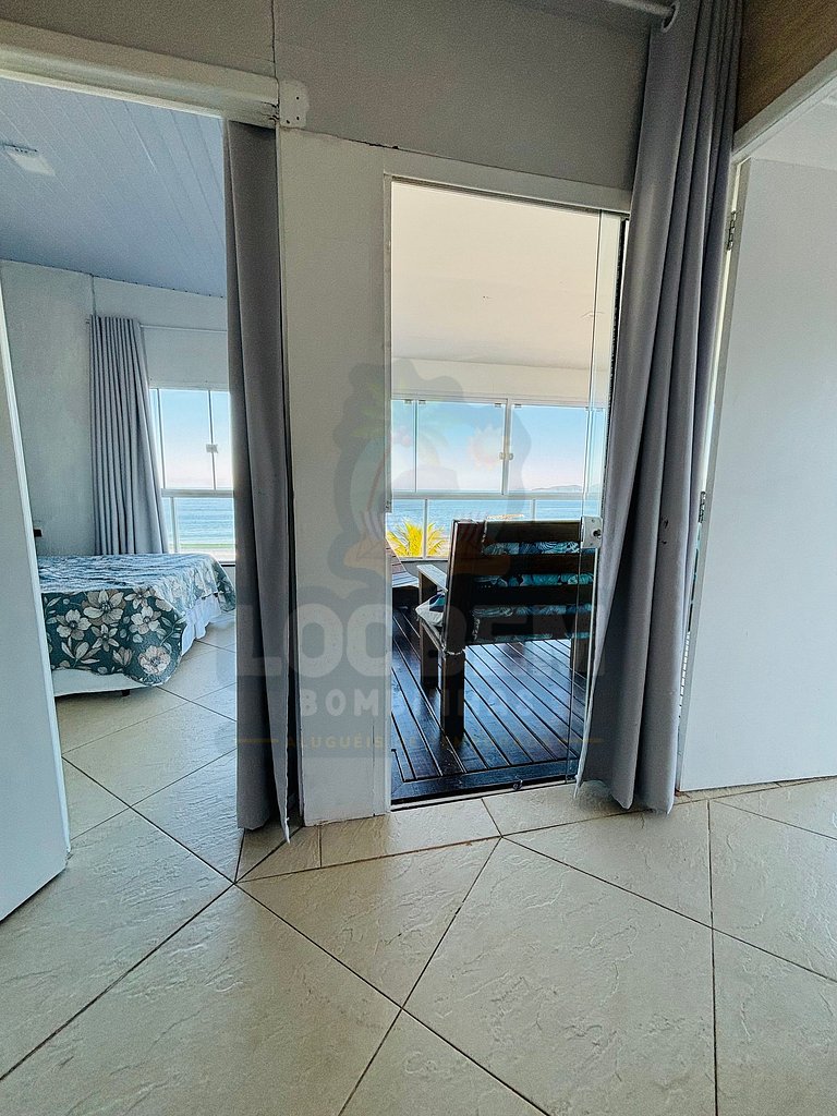 Apto em 4 ilhas com vista para o Mar (301)