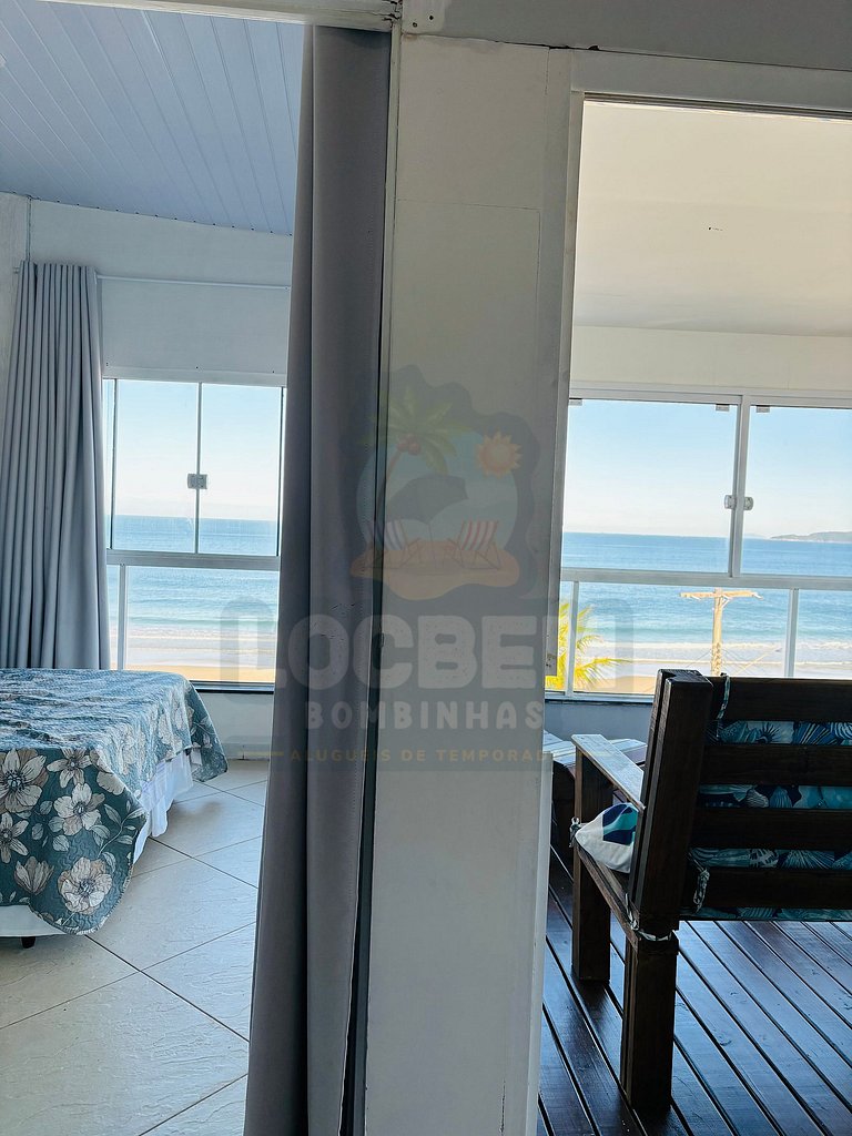 Apto em 4 ilhas com vista para o Mar (301)