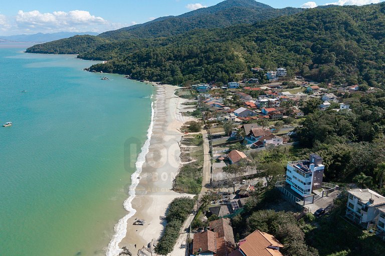 Luxo e Conforto Frente ao Mar de Zimbros