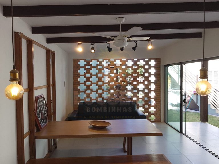Casa com Ofurô a 170m da Praia de Morrinhos – Conforto e Laz