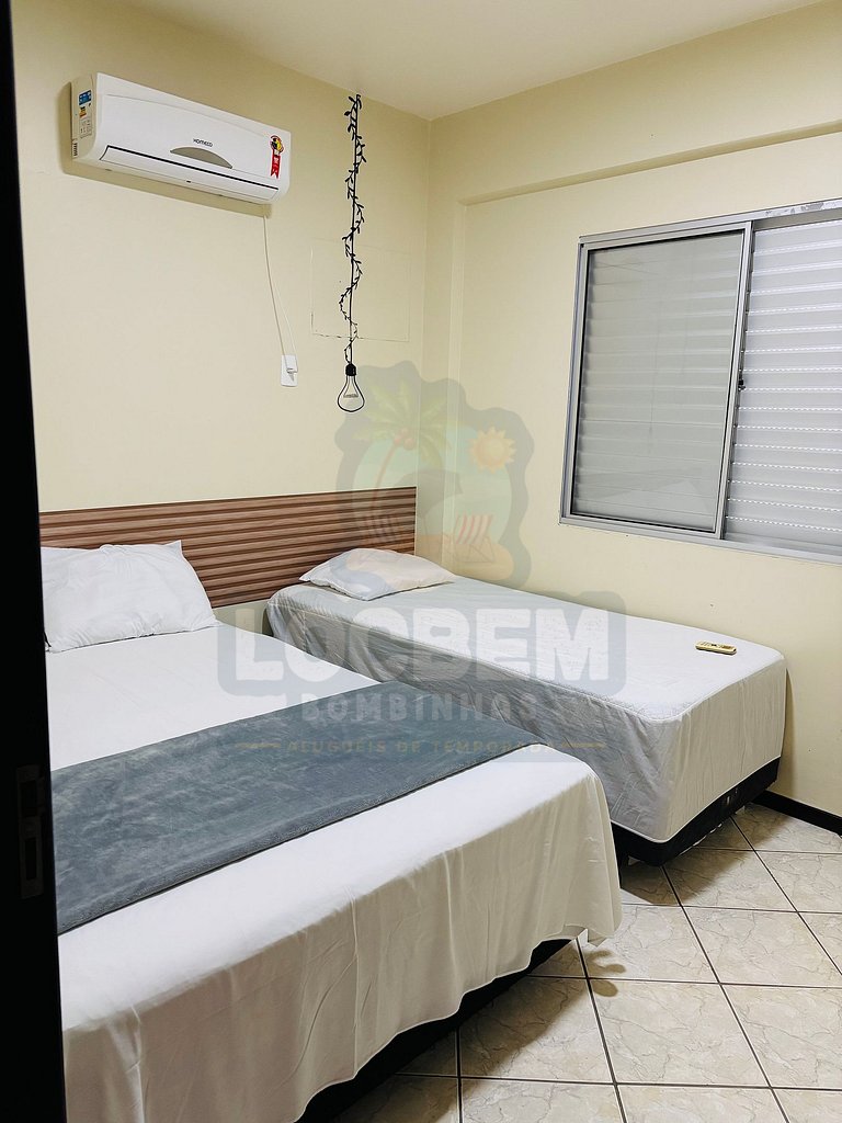 Apartamento a 200m da praia de Mariscal