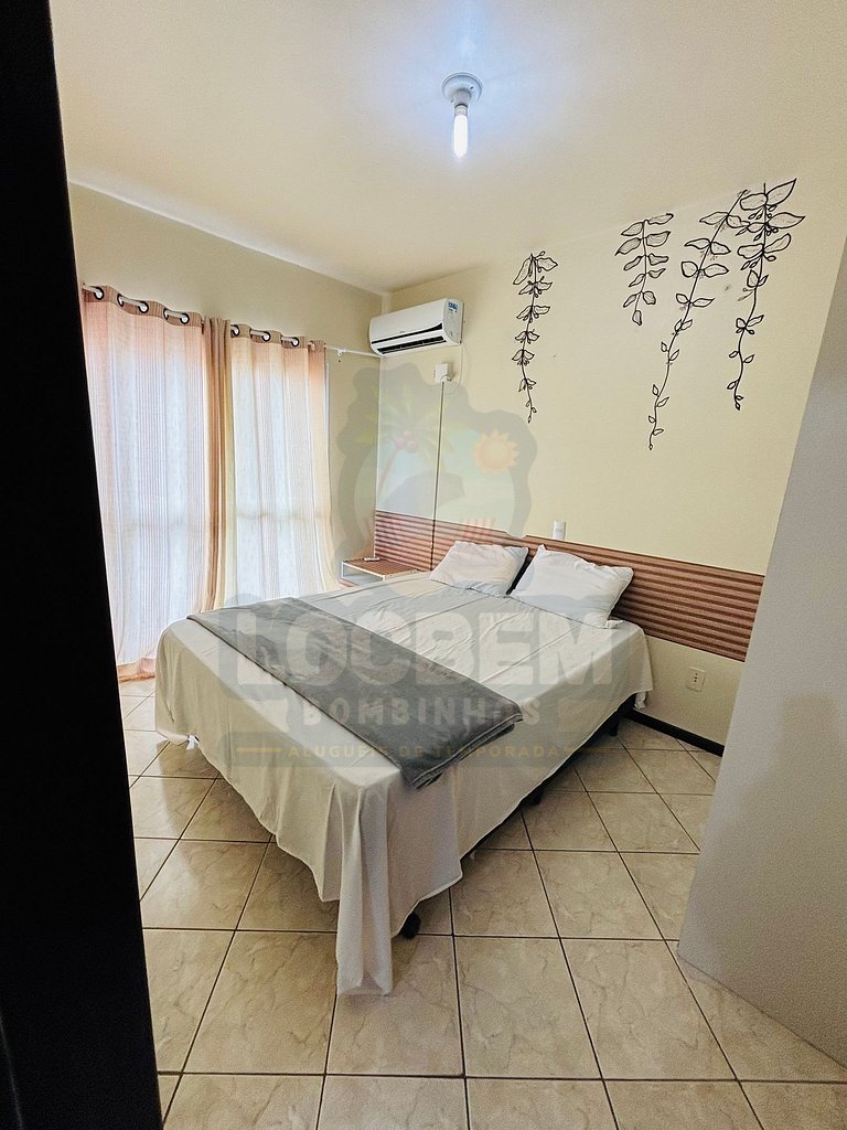 Apartamento a 200m da praia de Mariscal
