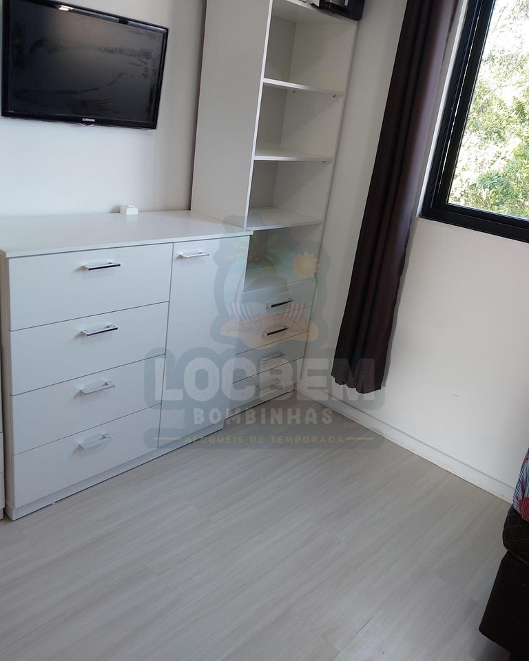 Sobrado Novo com Churrasqueira e Garagem – 850m da Praia de