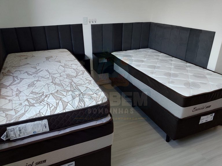 Sobrado Novo com Churrasqueira e Garagem – 850m da Praia de