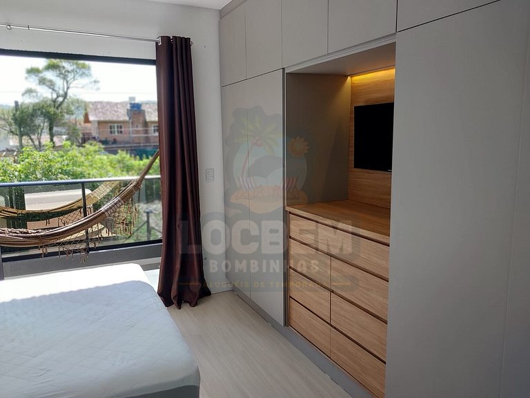 Sobrado Novo com Churrasqueira e Garagem – 850m da Praia de