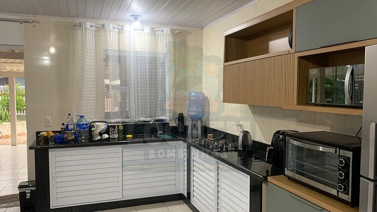 Sua casa de férias em Zimbros - A poucos metros da praia