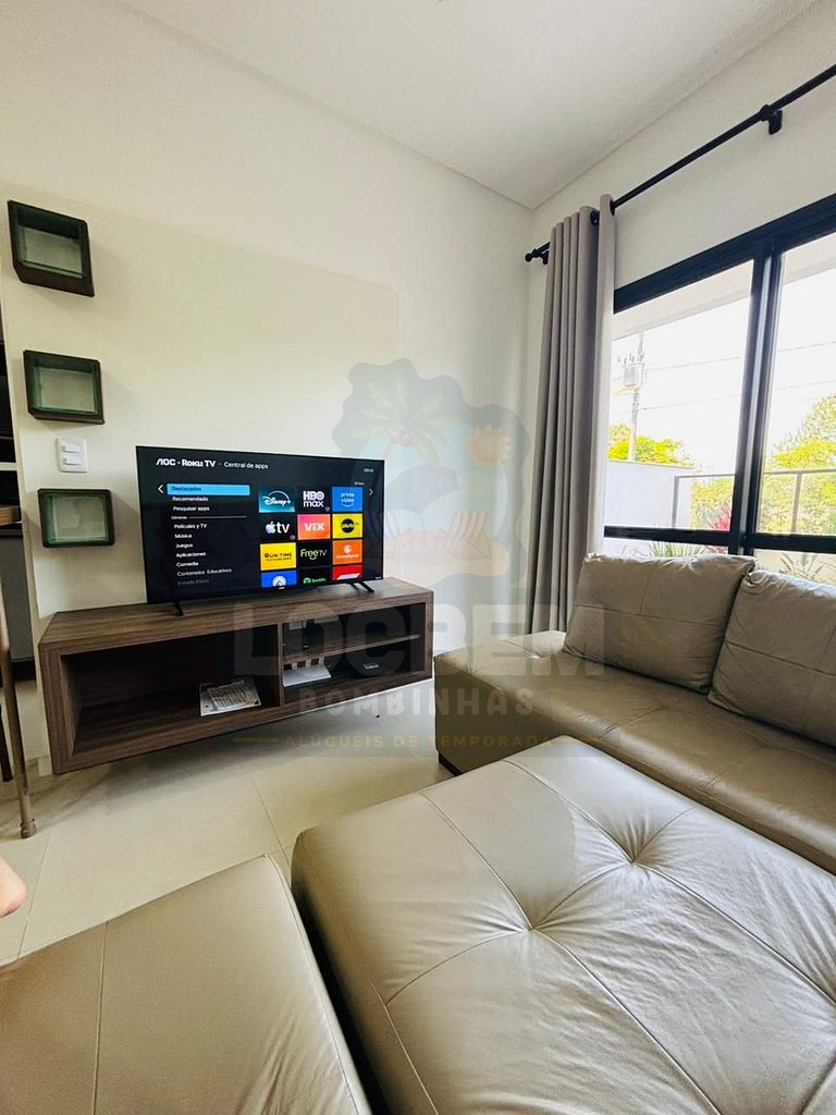 Térreo Confortável em Mariscal | 2 Quartos | Ar, Churrasquei