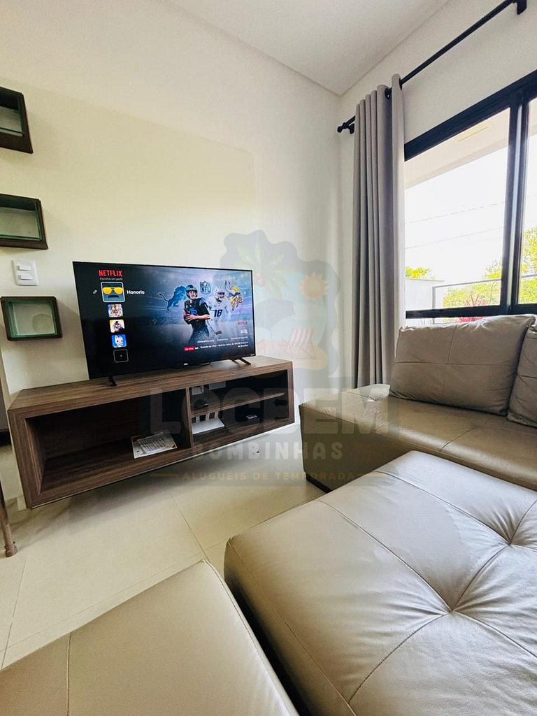 Térreo Confortável em Mariscal | 2 Quartos | Ar, Churrasquei