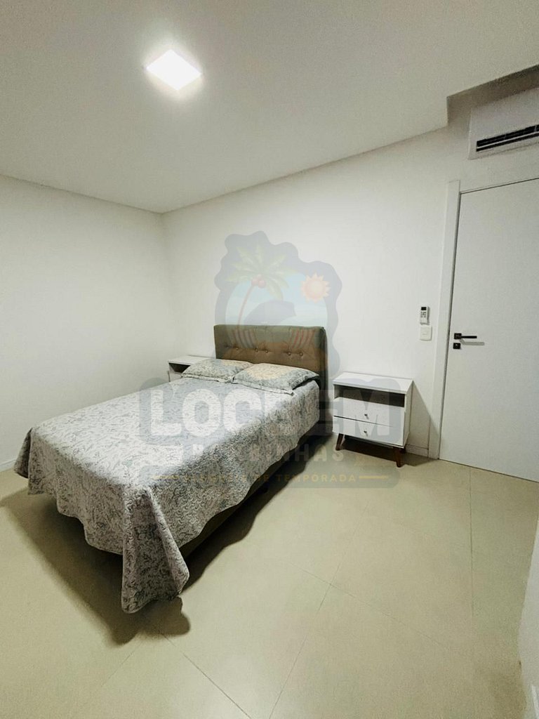 Térreo Confortável em Mariscal | 2 Quartos | Ar, Churrasquei